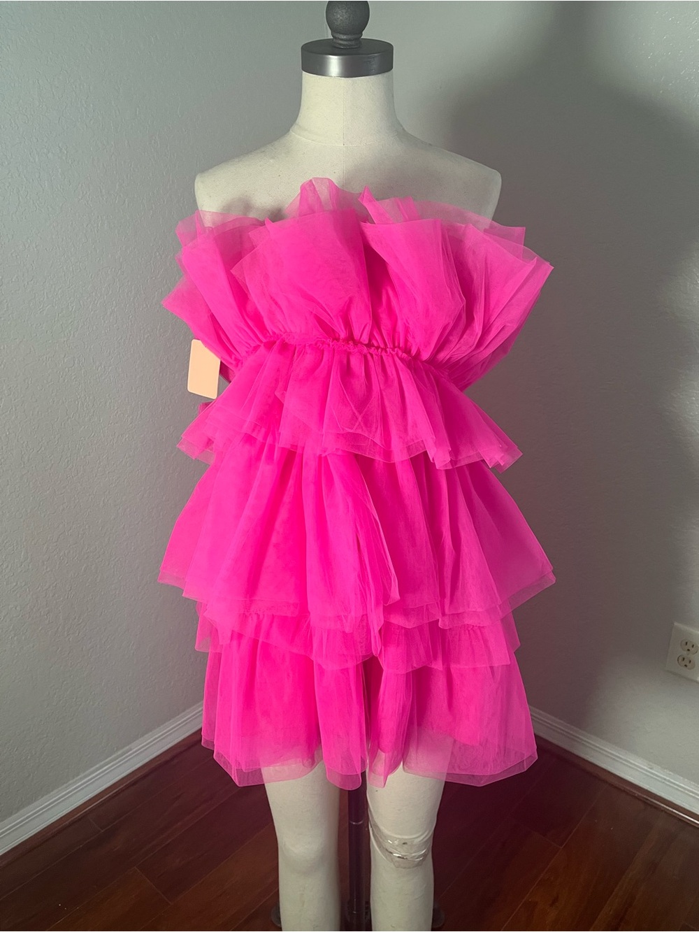 Woman’s Hot Pink Ruffle Tulle Party Dress